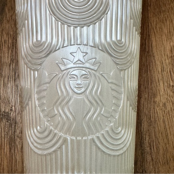 Starbucks Spring 2023 White Pearl Opalescent Siren Mermaid 24 oz Cold Cup - Picture 2 of 8